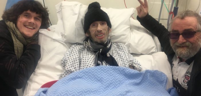 Shane McGowan (The Pogues) na lang ziekbed overleden