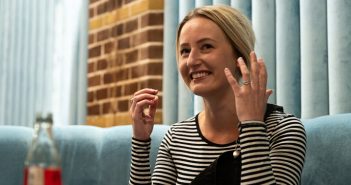 MADOUX: “De EP ‘Anywhere’ is de zoektocht om dicht bij mezelf te blijven”