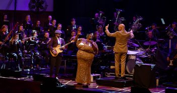 Shirma Rouse eert Aretha Franklin met verve