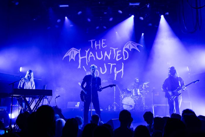The Haunted Youth laat 013 wegdromen