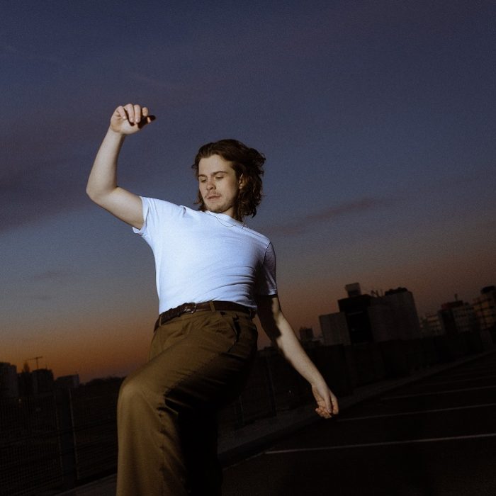 Talent van het Jaar remme maakt belofte waar en brengt nieuwe single ‘heat’ uit