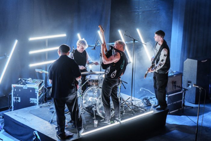 Only the Poets zorgt voor ’total freaking chaos’!