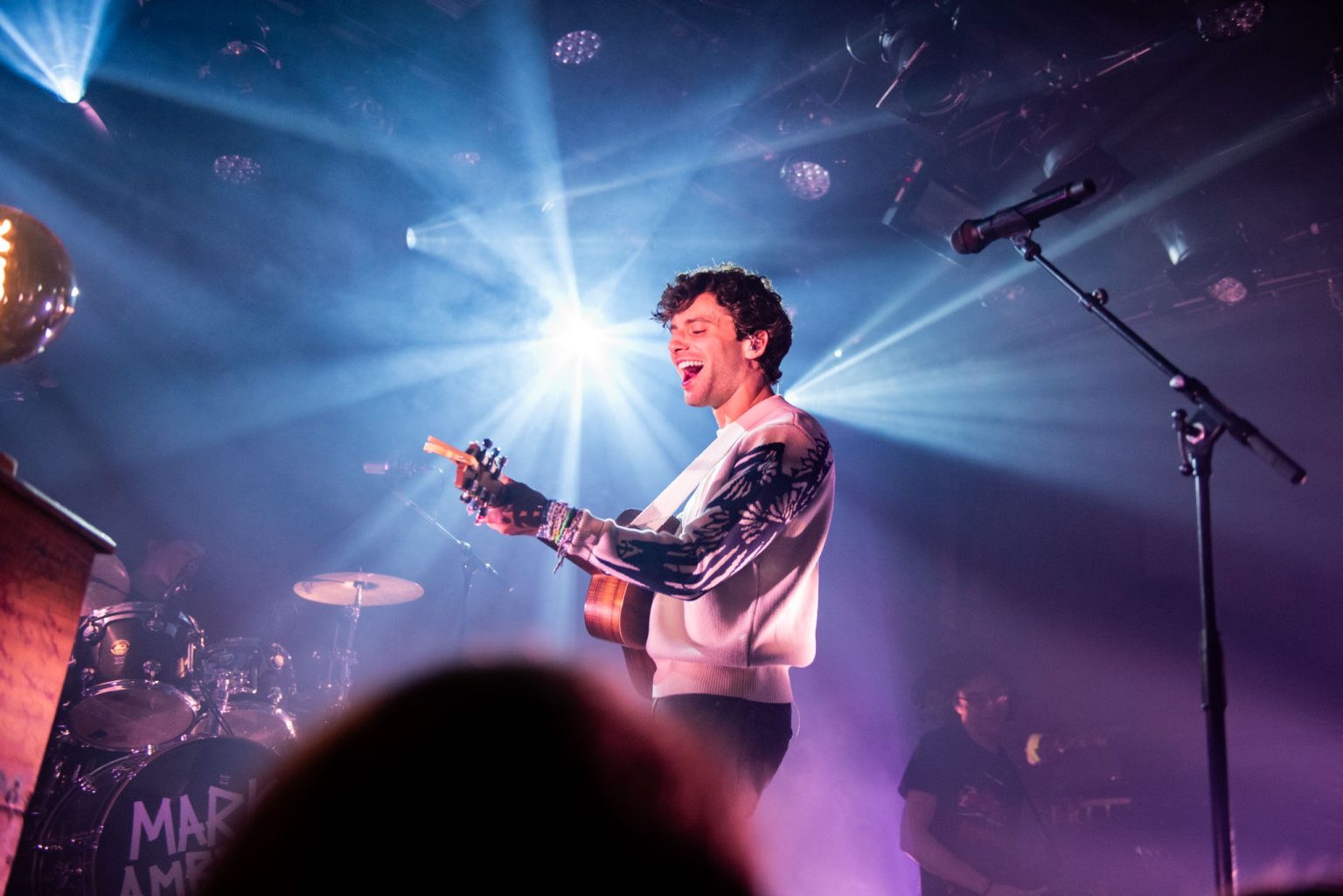 Mark Ambor bezorgt fans een onvergetelijke avond in de Melkweg