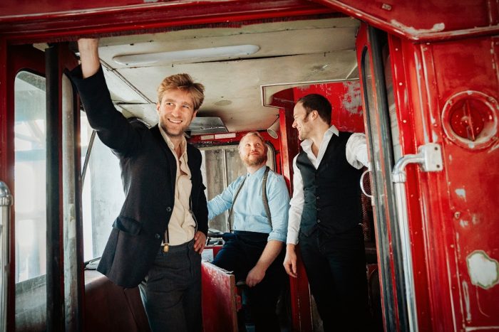 ‘Good Luck With That’ nieuwe single aanstaand debuutalbum bluegrassband Barnyard Tea