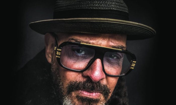 Multi-Instrumentalist Barry Adamson op tournee