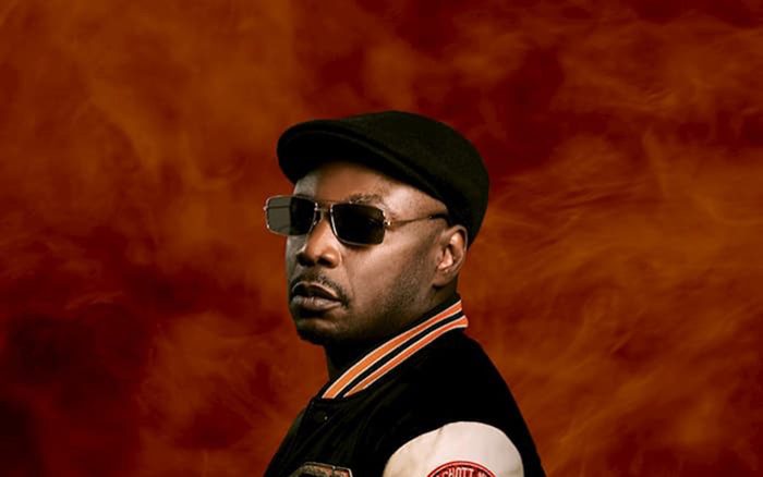 MC Solaar brengt de Ancienne Belgique tot het kookpunt, en eroverheen