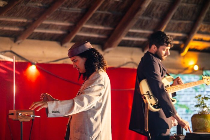 North Sea Round Town warming up vol impro en poëzie