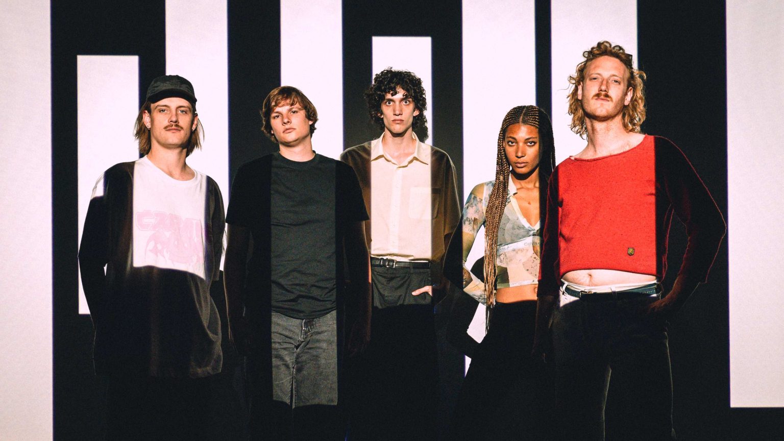 Energiek, dansbaar en met een hoek af: “Lézard loves you !”