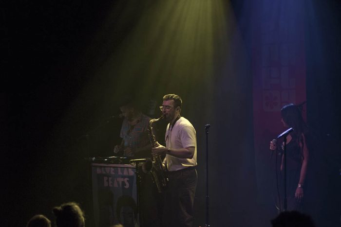 Bongeziwe Mabandla uitgeroepen tot publiekslieveling tijdens Supafly festival