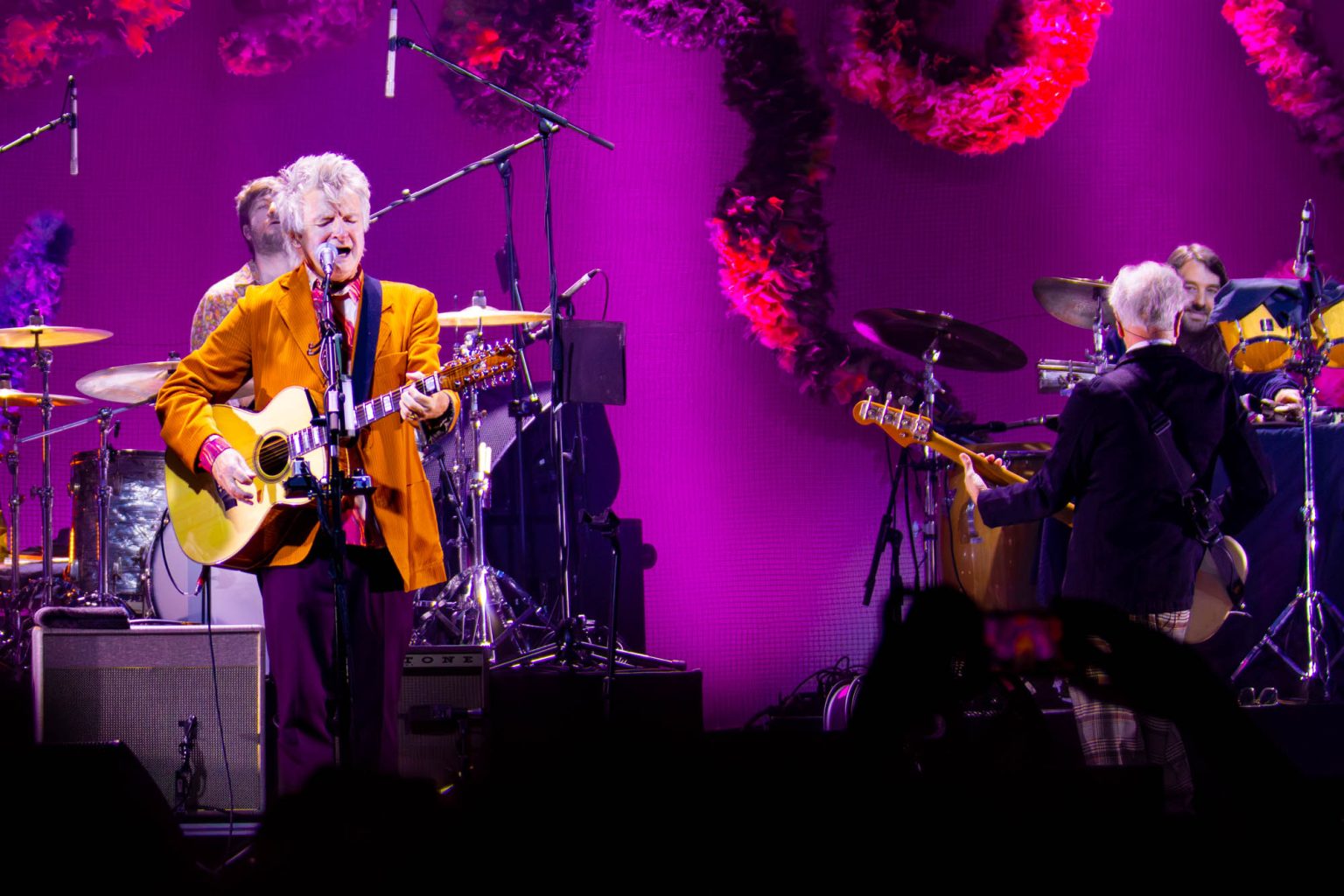 Crowded House staat als een huis in 013