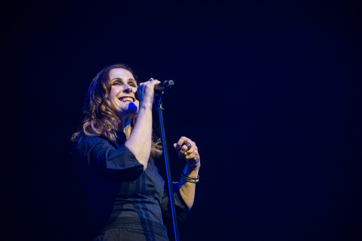 Alison Moyet brengt nostalgie én vernieuwing naar De Oosterpoort