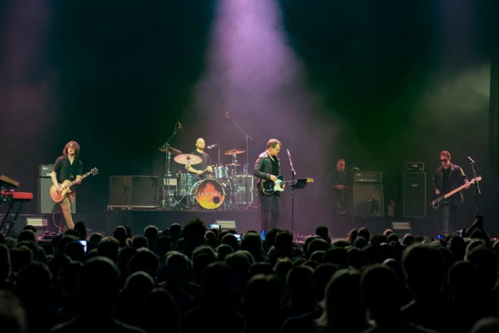 IST IST in 013 Tilburg – Een Melancholisch Meesterwerk