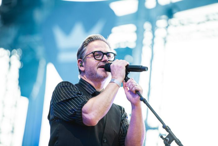 Guus Meeuwis royaal in Royal Park