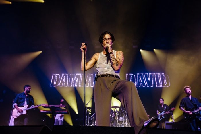 Damiano David sterk zonder Måneskin in AFAS Live