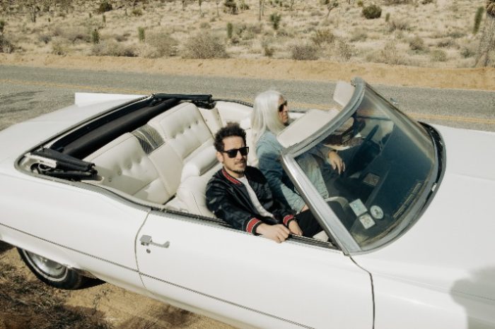 Young Gun Silver Fox brengt zomerse sfeer bij herfstachtig weer in Utrecht