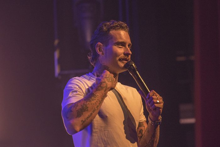 Douwe Bob laat ook Maastricht in sprookjes geloven