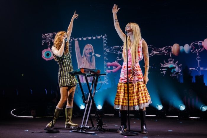 Froukje en S10 vieren vriendschap in uitverkochte Ziggo Dome