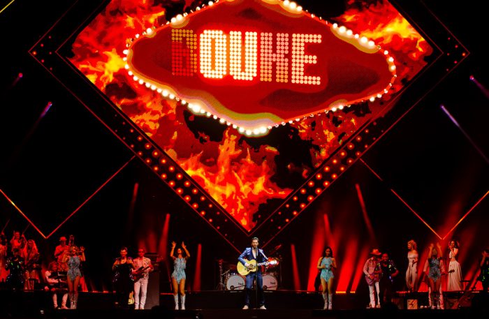 Amsterdam verandert in Las Vegas door Bouke & the ElvisMatters Band