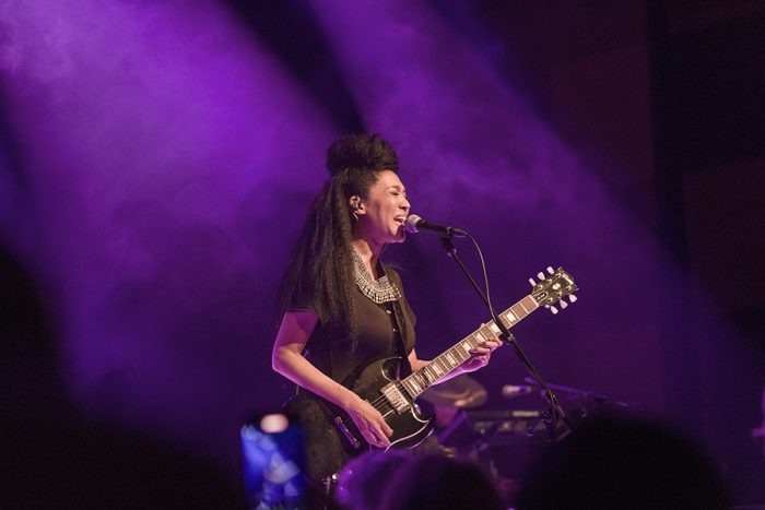 Judith Hill zette LantarenVenster in vuur en vlam