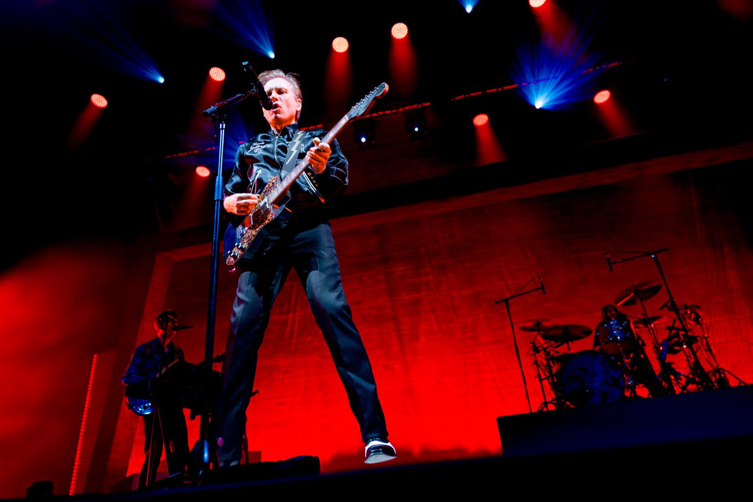 Franz Ferdinand laat 013 springen