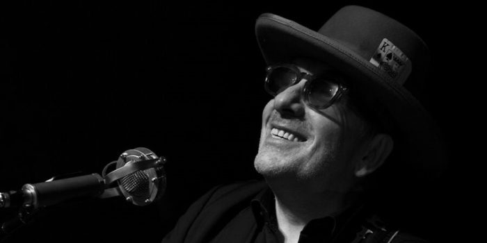 Win kaarten voor Elvis Costello in Muziekgebouw Eindhoven