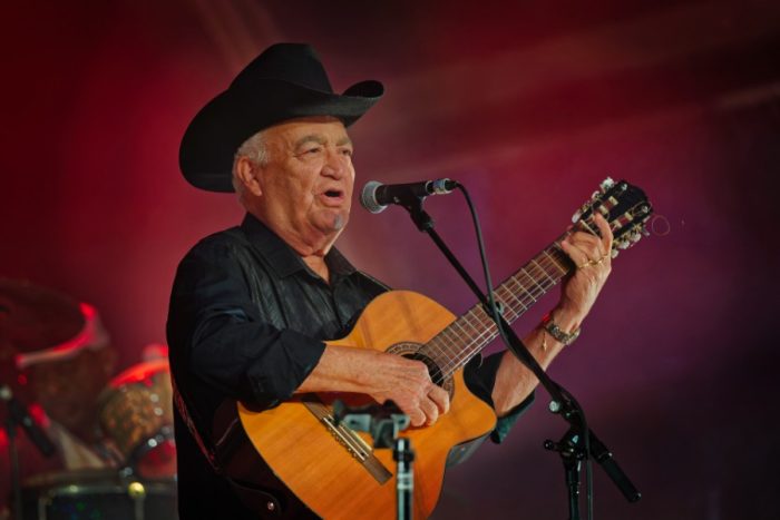 Buena Vista Social Club herleeft met Eliades Ochoa in Amsterdamse Bostheater