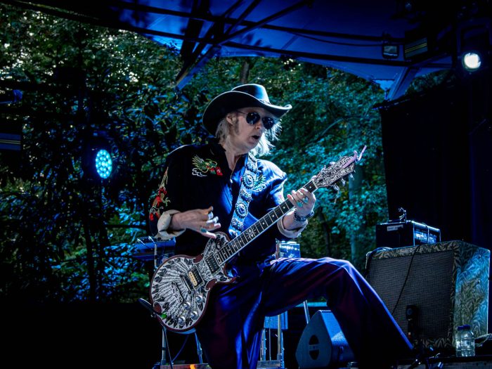 De magie van de Fisherman’s Blues Revue: The Waterboys betoveren Antwerpen
