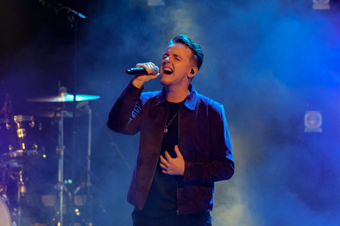 Conor McLain brengt persoonlijke verhalen en Nederlandse klassiekers naar De Nieuwe Nor