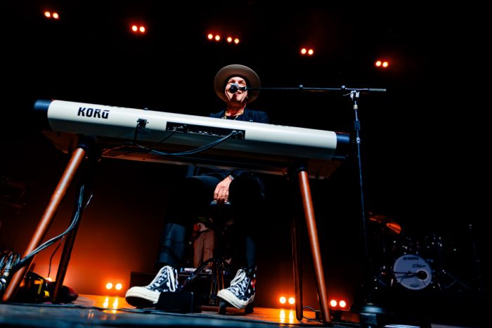 Gavin DeGraw opent de week sterk in 013