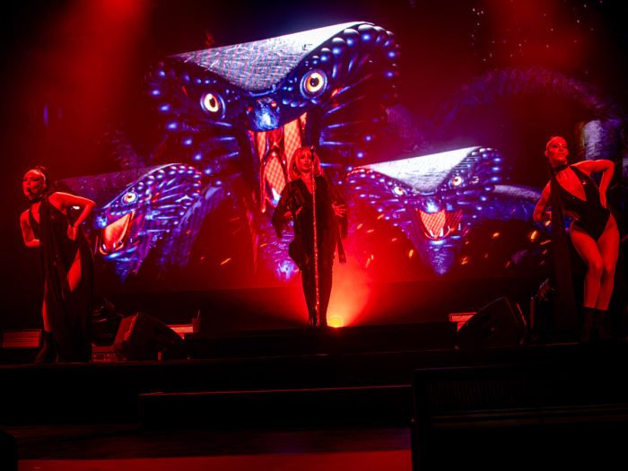 Loboda Superstar schittert in 013